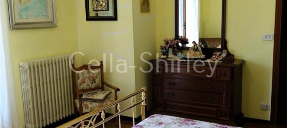 8 rooms House in Montottone, Italy No. 66099 12