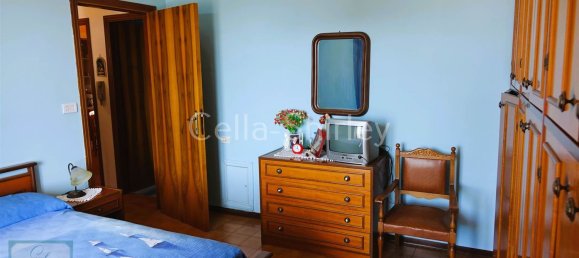 8 rooms House in Montottone, Italy No. 66099 42
