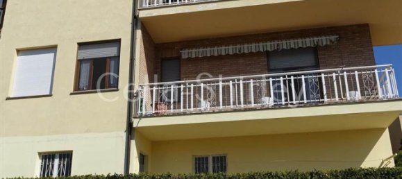8 rooms House in Montottone, Italy No. 66099 5
