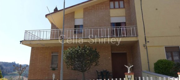 8 rooms House in Montottone, Italy No. 66099 8