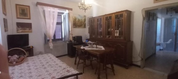 5-Zimmer Wohnung in Carrara, Italy, Nr. 47973 2