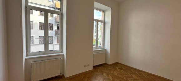 Studio in Brigittenau, Austria No. 52254 4