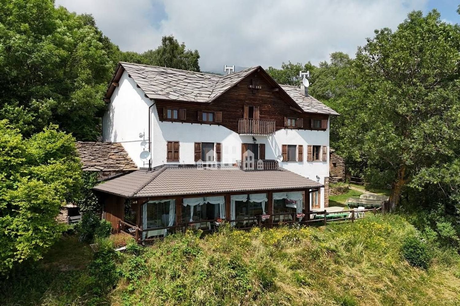 351m² Commercial property in Andrate, Italy No. 281580