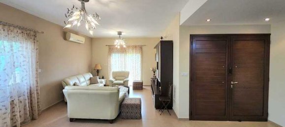 4 bedrooms Commercial property in Kato Polemidia, Cyprus No. 19641 5