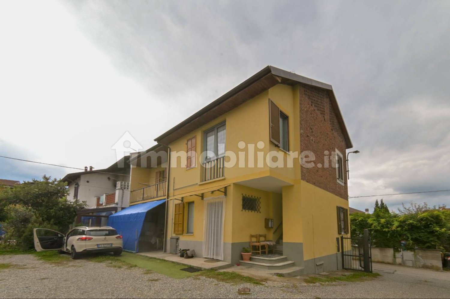 Villa de 4 dormitorios en Fiano, Italy No. 56120