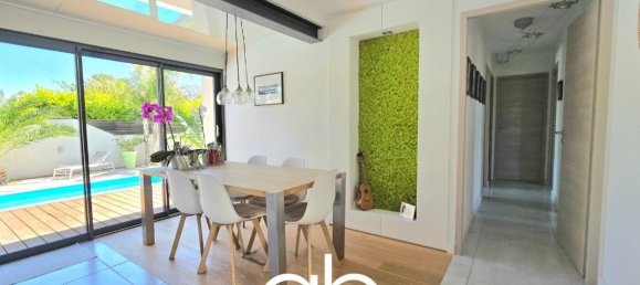 3 bedrooms Villa in Valergues, France No. 297681 2