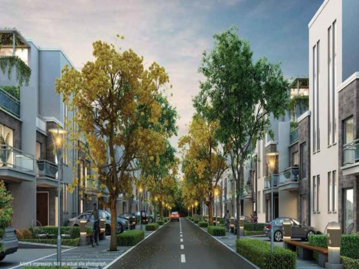 4 bedrooms House in Noida, India No. 68066