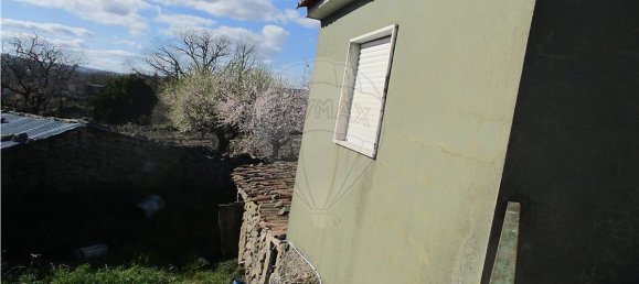 2 bedrooms House in Lamegal, Portugal No. 24530 9