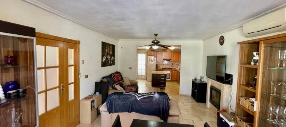 5 bedrooms Villa in Almoradi, Spain No. 13574 4