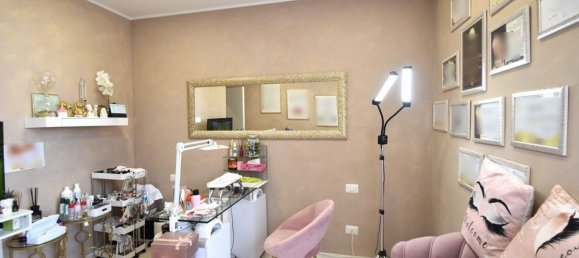 Квартира с 3 комнатами в Маджента, Италия № 290622 11