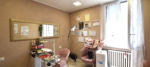 Квартира с 3 комнатами в Маджента, Италия № 290622 12