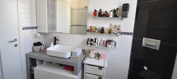 Квартира с 3 комнатами в Маджента, Италия № 290622 16