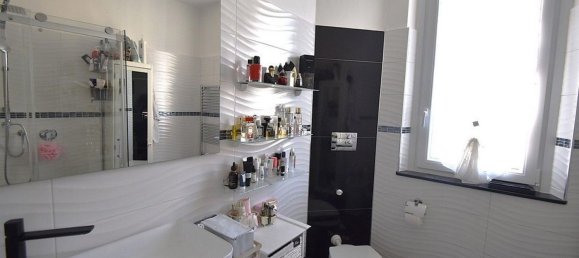 Квартира с 3 комнатами в Маджента, Италия № 290622 15