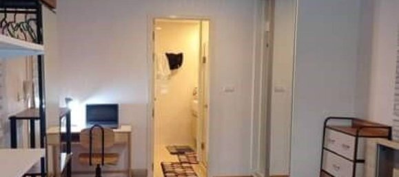 Apartamento com 1 quarto em condomínio em Phra Khanong, Thailand N.º 24282 10