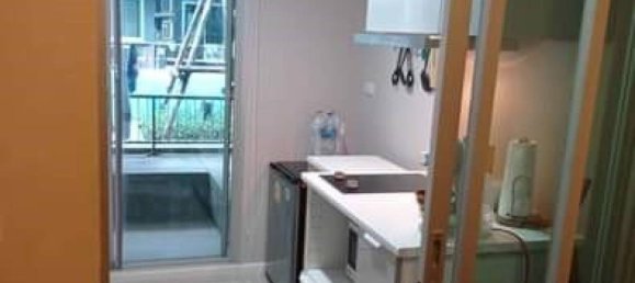 Apartamento com 1 quarto em condomínio em Phra Khanong, Thailand N.º 24282 7