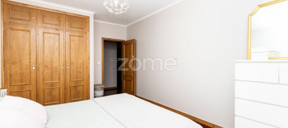 Квартира с 3 спальнями в Гимарайнш, Португалия № 15108 32