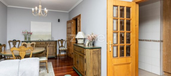 Квартира с 3 спальнями в Гимарайнш, Португалия № 15108 20