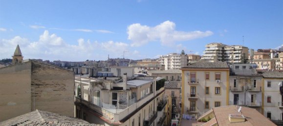 7غرفة شقة في Caltanissetta, Italy رقم 129847 2