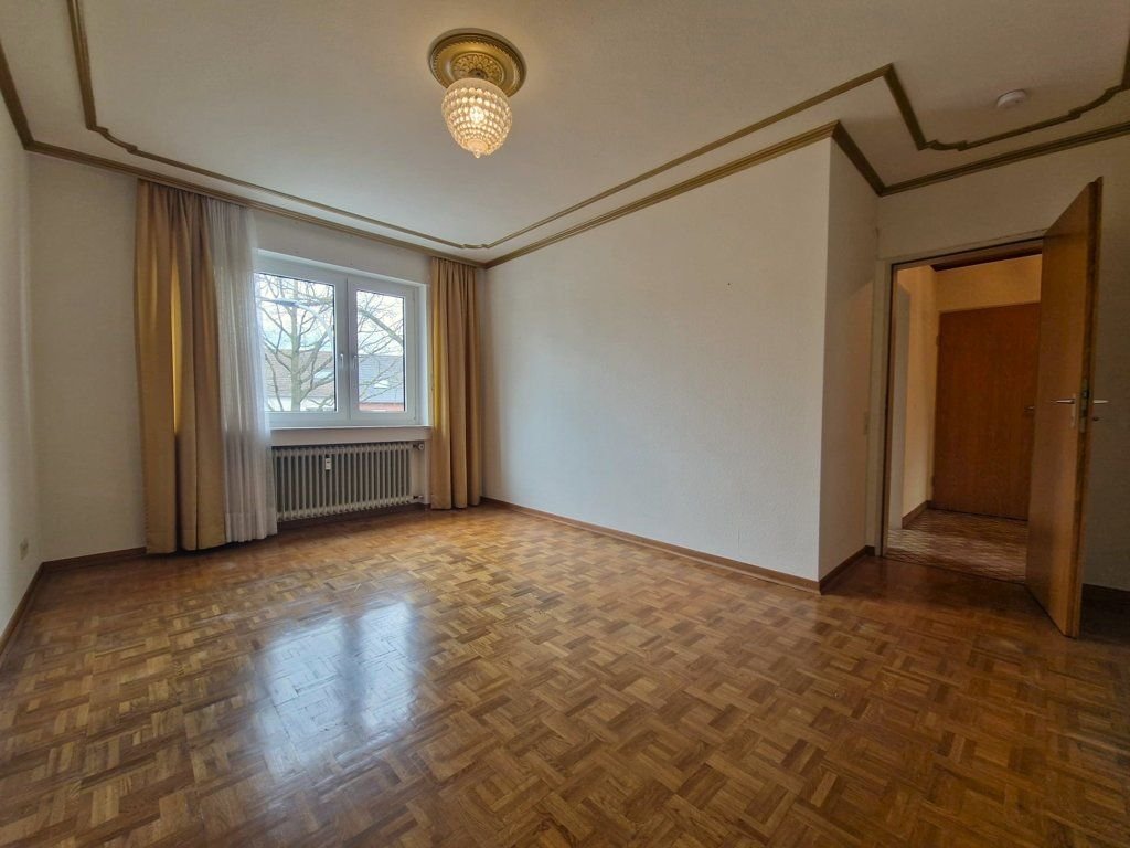 Квартира с 3 комнатами в Ахен, Германия № 146440