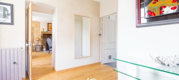 3 chambres Maison à Saint-Julien, France No. 205010 8