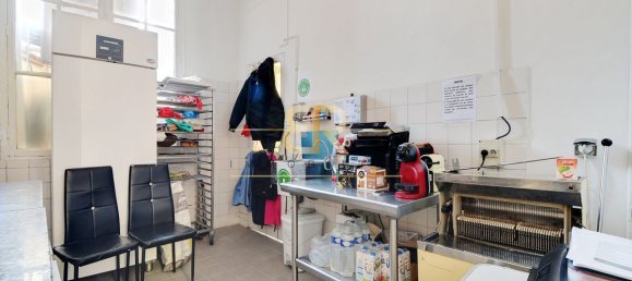 4 غرف نوم شقة في Courbevoie, France رقم 299602 2