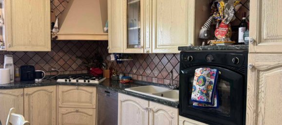 3 Schlafzimmer Wohnung in Lomello, Italy, Nr. 365307 11