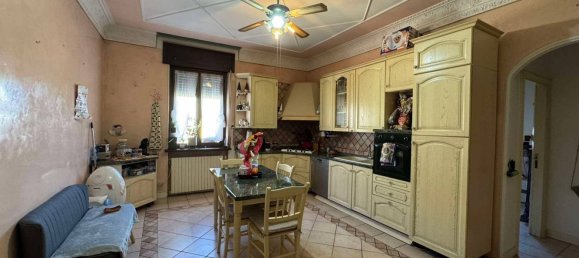 3 Schlafzimmer Wohnung in Lomello, Italy, Nr. 365307 6