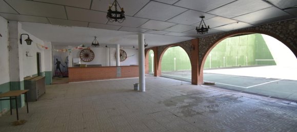 Gewerbliche Immobilie in Matapozuelos, Spain 859m², Nr. 81669 6