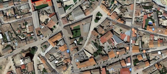 Gewerbliche Immobilie in Matapozuelos, Spain 859m², Nr. 81669 12