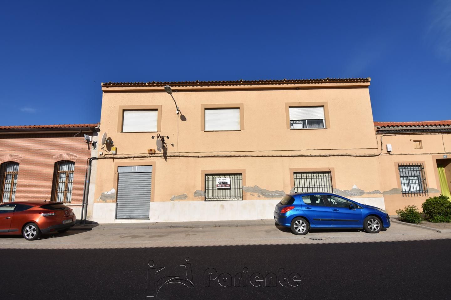 Gewerbliche Immobilie in Matapozuelos, Spain 859m², Nr. 81669