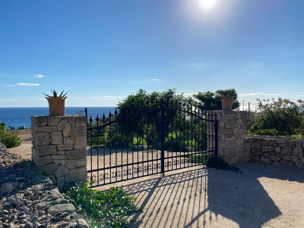 2 bedrooms Villa in Morciano di Leuca, Italy No. 126440