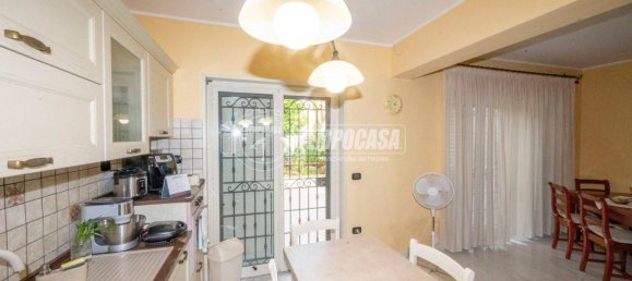 3 bedrooms House in Messina, Italy No. 358909 17