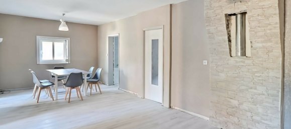 2 bedrooms House in Maubeuge, France No. 210993 2