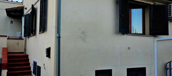 Casa de 3 divisões em Collesalvetti, Italy N.º 102346 21