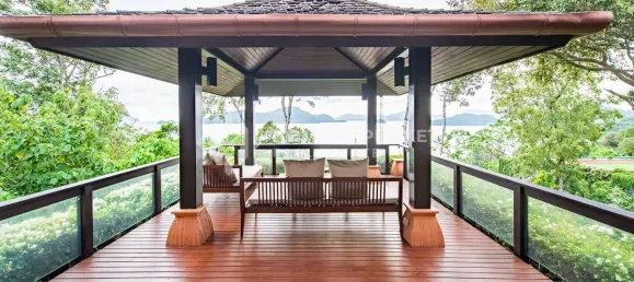 4 bedrooms House in Phuket, Thailand No. 60825 10
