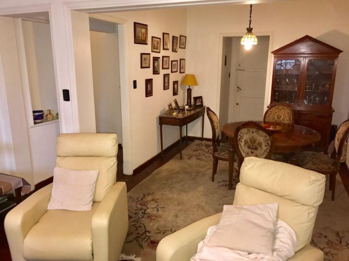 Квартира с 3 спальнями в Монтевидео, Уругвай № 4077