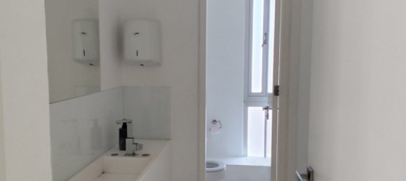 6 rooms Office in Strovolos, Cyprus No. 26483 17