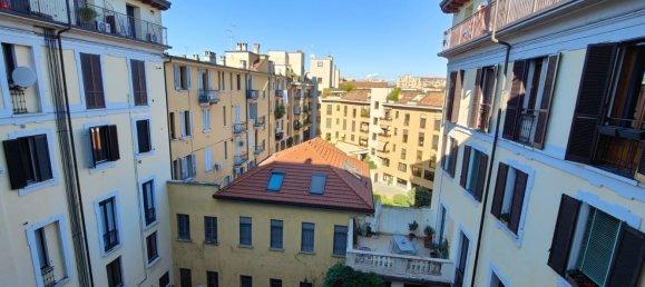 2-salle Appartement à Milan, Italy No. 240728 12