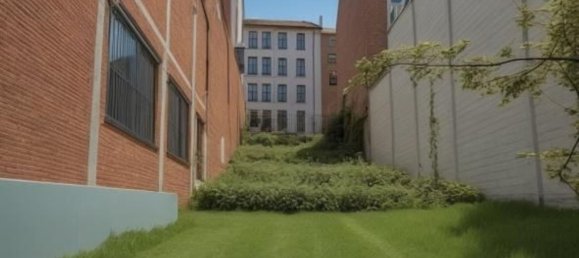 Land in Manlleu, Spain No. 137064 2