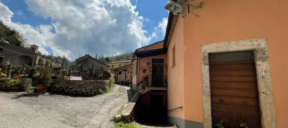 4 bedrooms House in Arpino, Italy No. 53656 49