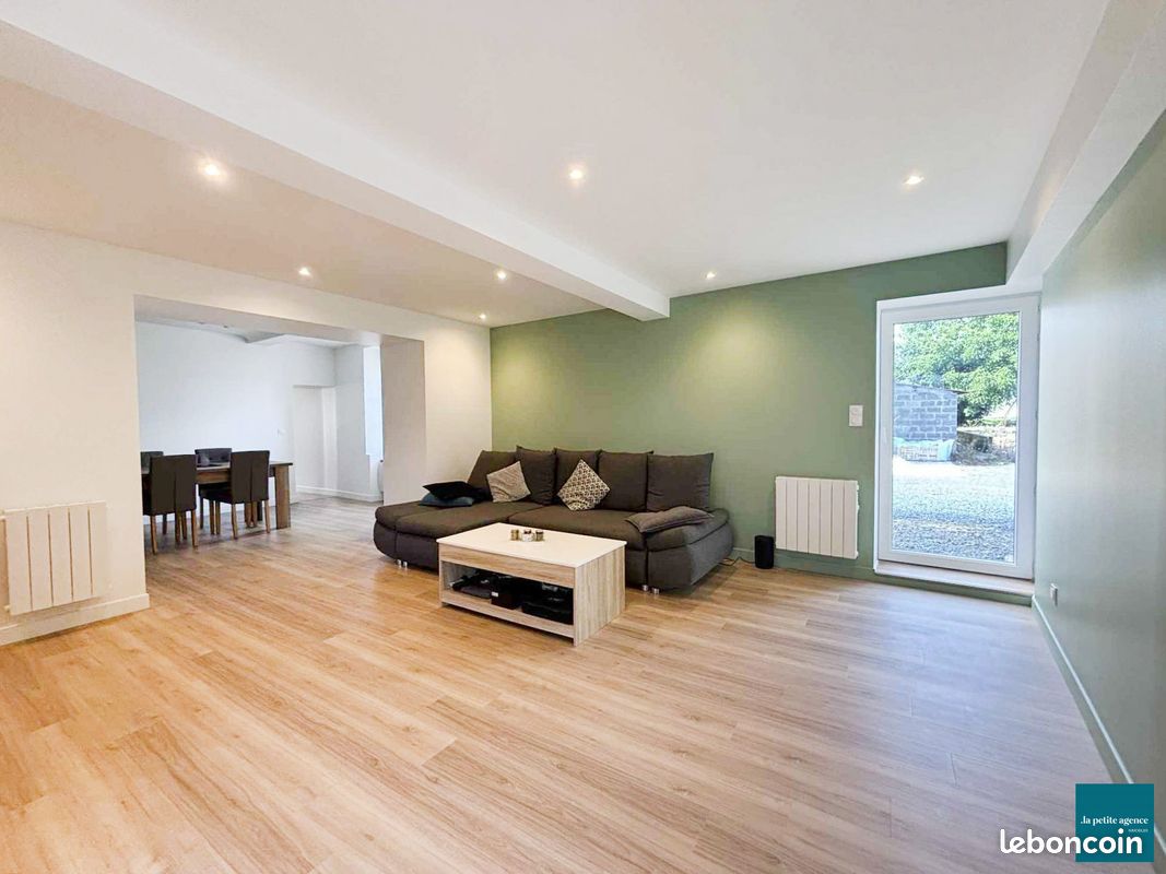 4 bedrooms House in Calvados, France No. 354605