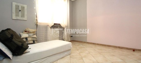 2-salle Appartement à Nichelino, Italy No. 129266 15