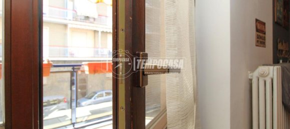 2-salle Appartement à Nichelino, Italy No. 129266 19