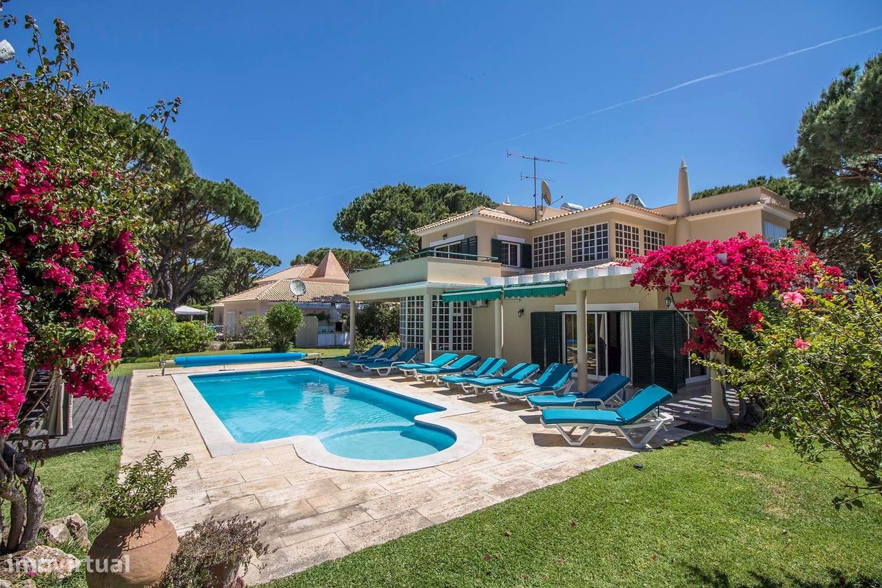 7 غرف نوم منزل في Quarteira, Portugal رقم 120715