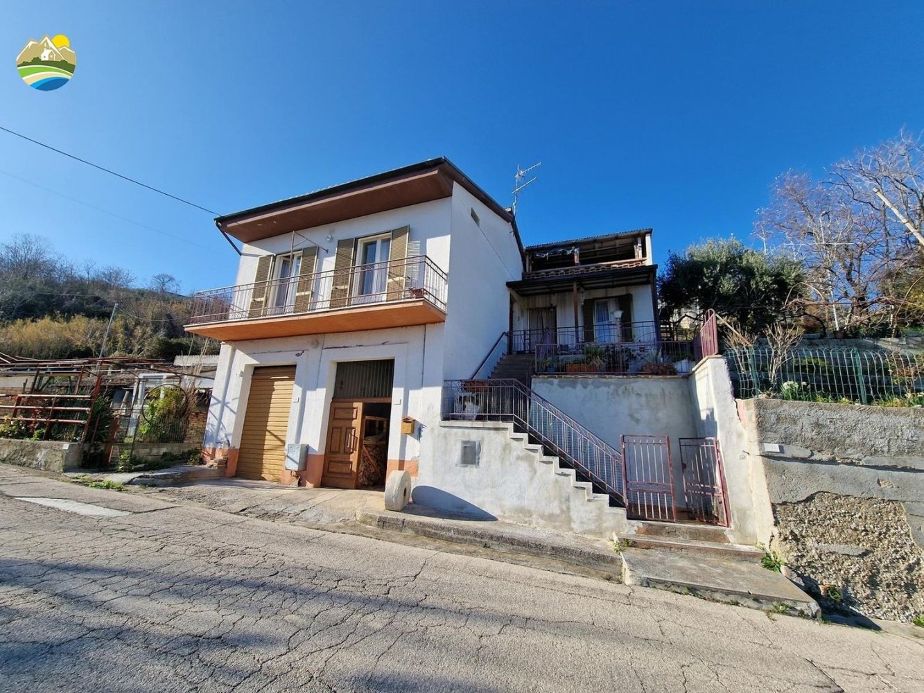 2 bedrooms House in Cermignano, Italy No. 387735