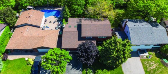 5 bedrooms House in Mississauga, Canada No. 714 2