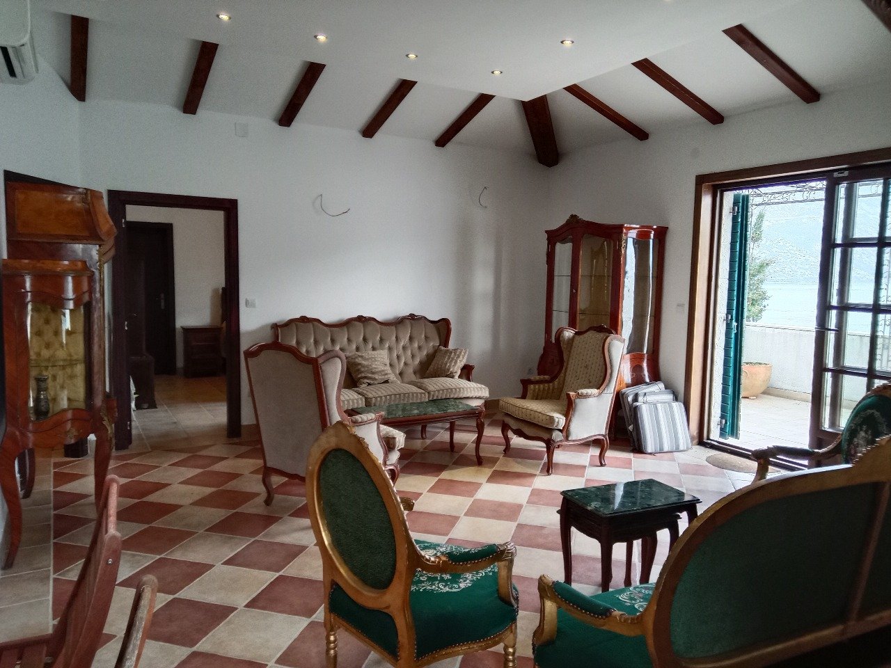 2 bedrooms Apartment in Kotor, Montenegro No. 1934