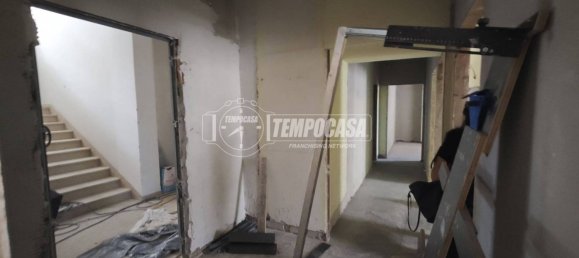 Квартира с 2 спальнями в Толентино, Италия № 313525 5