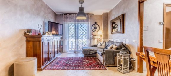 Apartamento de 2 dormitorios en Rome, Italy No. 16030 5