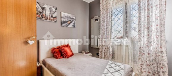 Apartamento de 2 dormitorios en Rome, Italy No. 16030 14